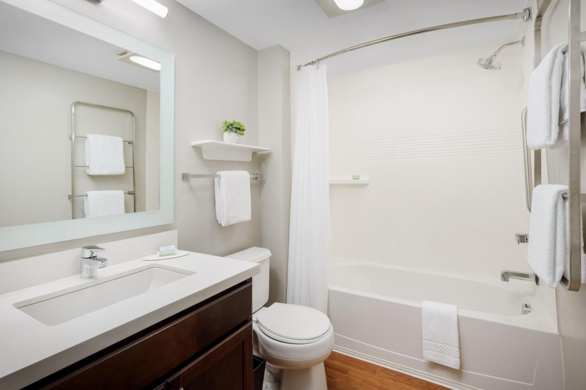 Towneplace Suites Manchester-Boston Regional Airport Eksteriør bilde
