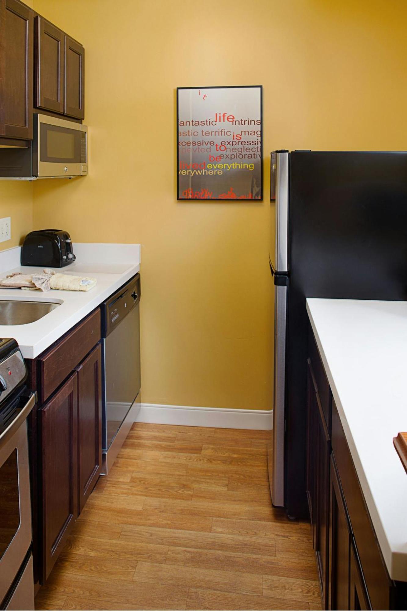 Towneplace Suites Manchester-Boston Regional Airport Eksteriør bilde